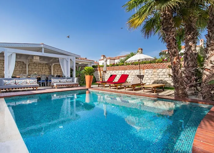 Monje Alaçatı * Çeşme