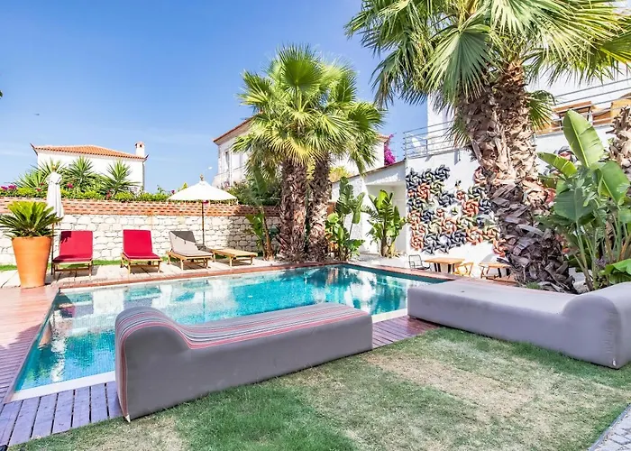 Monje Alaçatı Oda ve Kahvaltı Çeşme