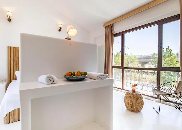 Oda ve Kahvaltı Monje Alaçatı